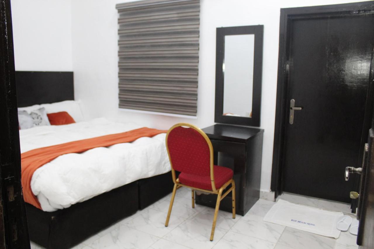 Blue Moon Hotels Victoria Island Lagos Buitenkant foto