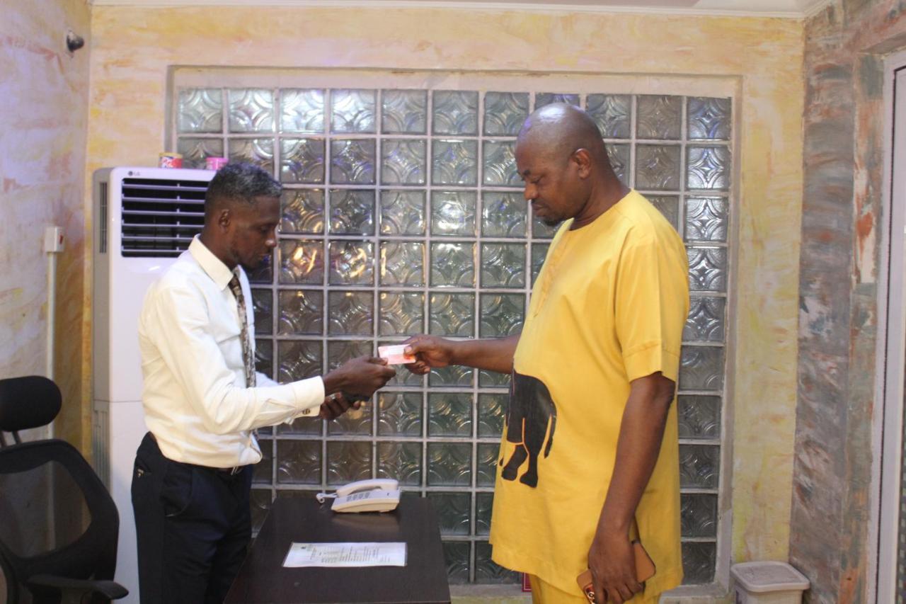 Blue Moon Hotels Victoria Island Lagos Buitenkant foto