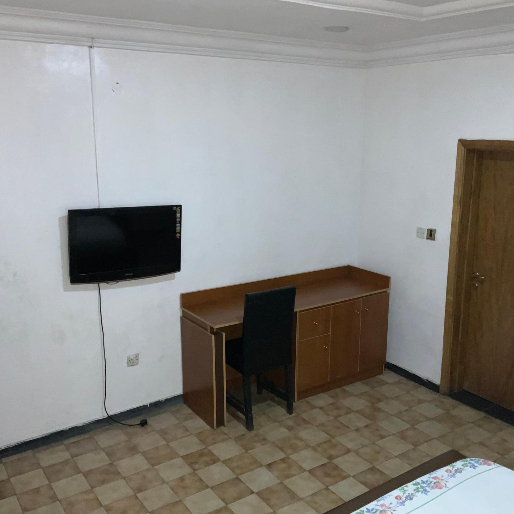 Blue Moon Hotels Victoria Island Lagos Buitenkant foto